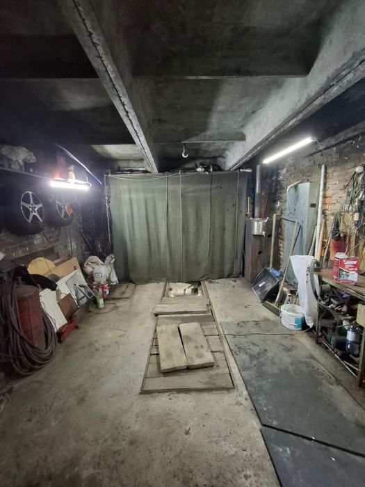 Продам гараж 6*4