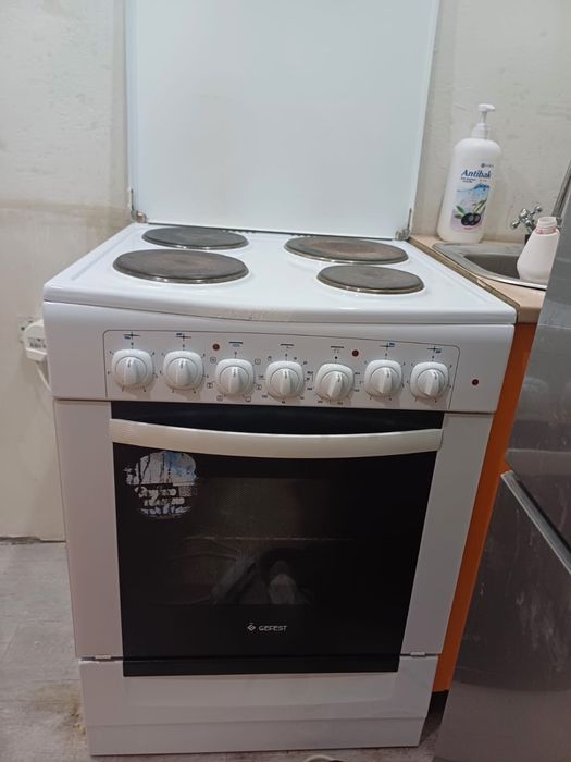 Электрическая плита