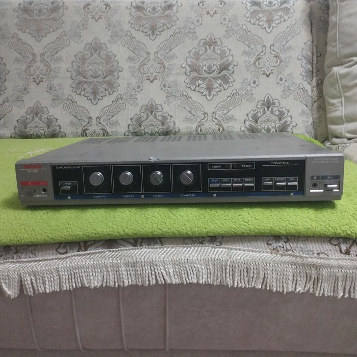 Магнитофон двух кассетный