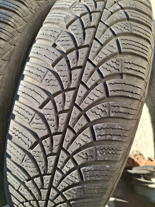 4 Anvelope de iarnă 175 70 r14 Goodyear