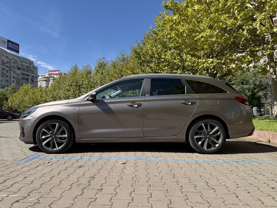 Hyundai i30 1.6 CRDi Automat MildHybrid– 2021