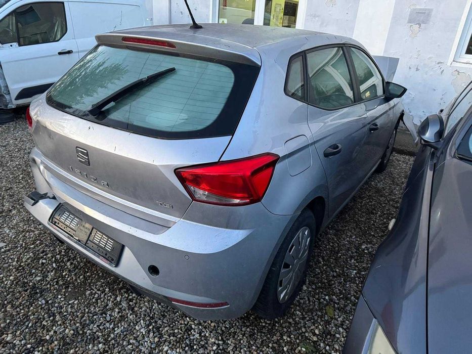 Vand SEAT IBIZA 2018 AVARIAT 1000 Benzina + CNG 94300KM