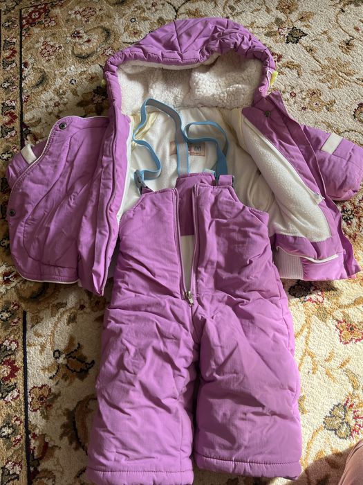 Продам детскую куртку