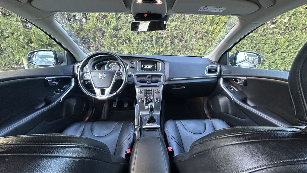 Volvo V40 2.0 190 CP