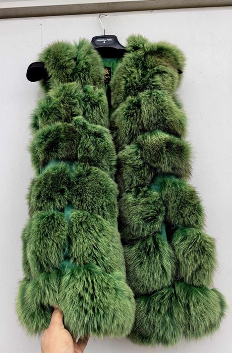 Естествен косъм от лисица и естесвена кожа уникален дамски елек М/Л ра