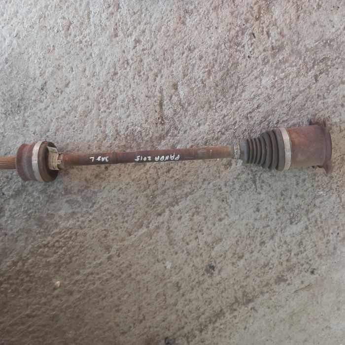 Задна лява полуоска за Fiat panda 2015 година