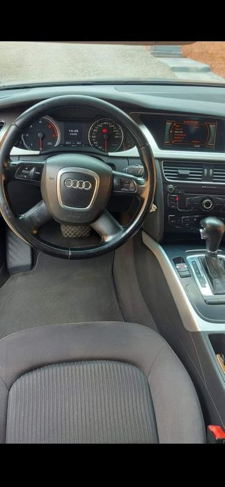 AUDI A4 2010 — imagine 2