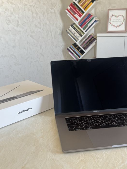 Macbook pro 15 (2019)