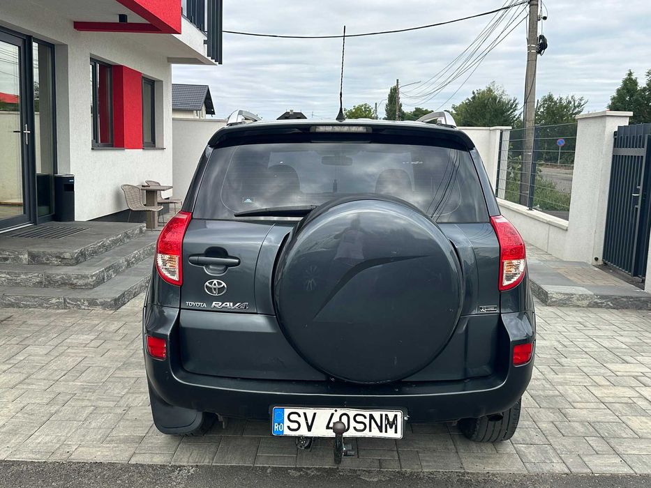 Toyota RAV-4 2,2 d-cat 4x4 2008 accept variante !