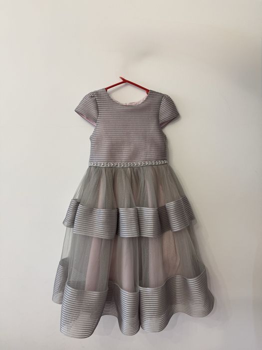 Нарядное платье для девочек, рост 122 см