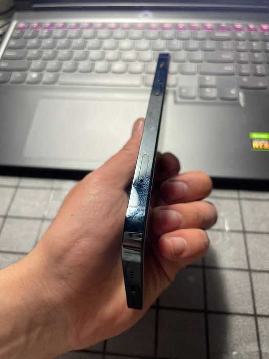 Продаю iPhone 12 PRO 128GB KH region.