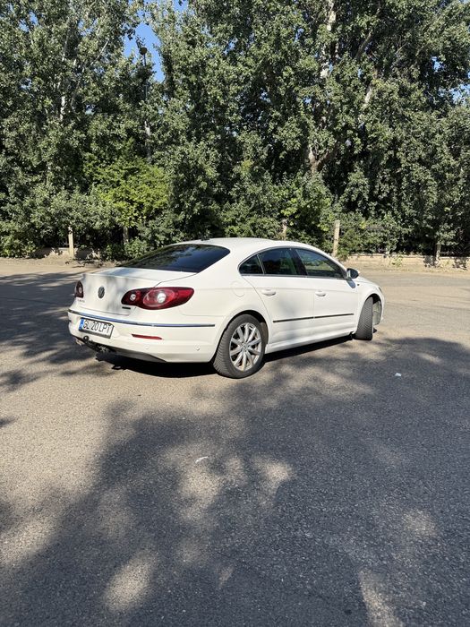 VOLKSWAGEN Passat CC 2011 — imagine 4