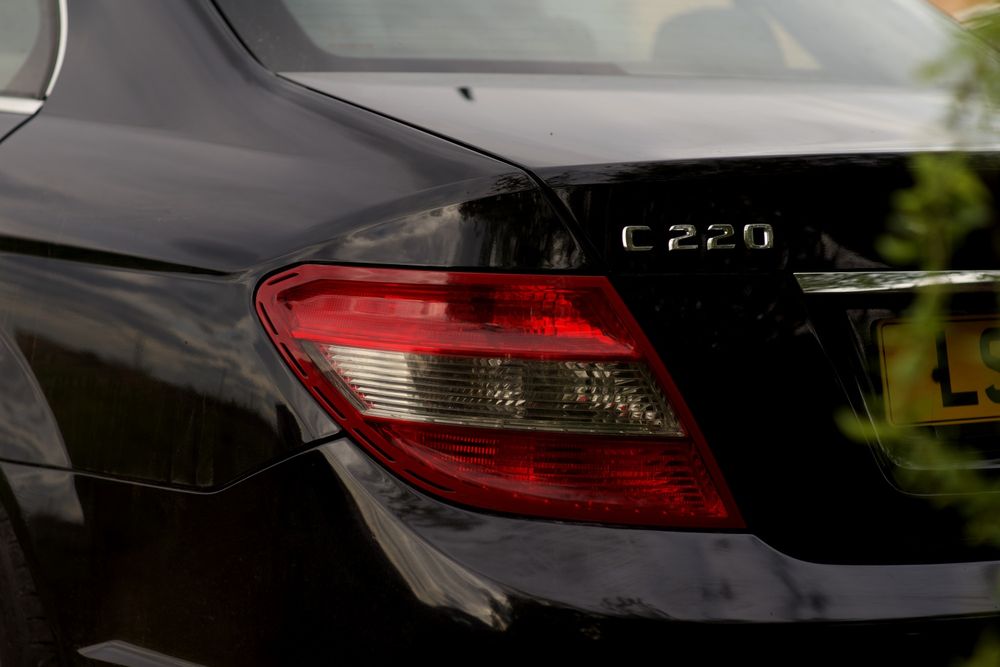 Stop stanga dreapta Mercedes C W204 original 2007-2013 armatura ochelar far plafon macara geam fata usa radio cd unitate abs modul abs modul frana ecu