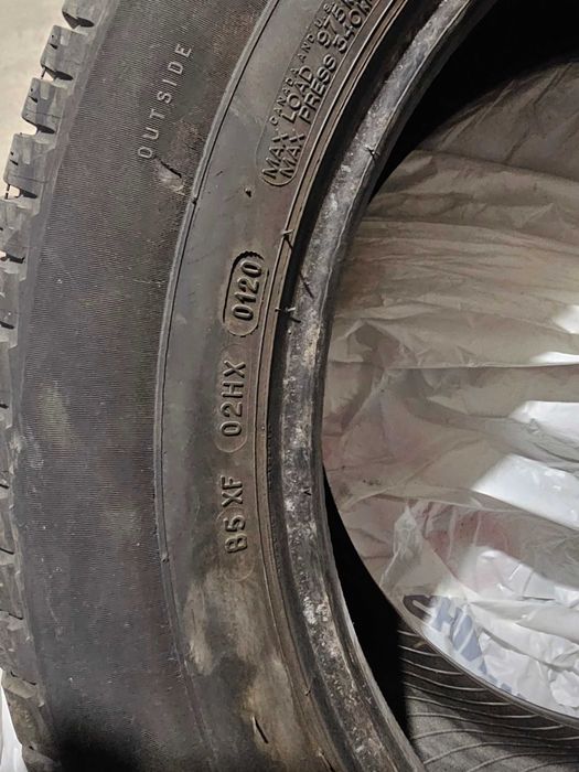 Продам шины 235/60 r18