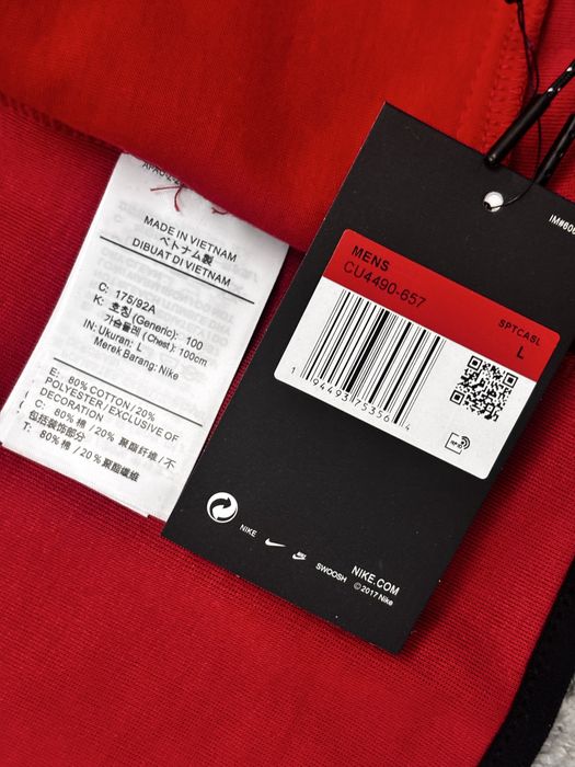 Продам кофту nike теч флис