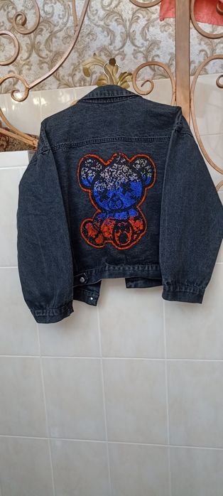 Пиджак и джинсовые куртки