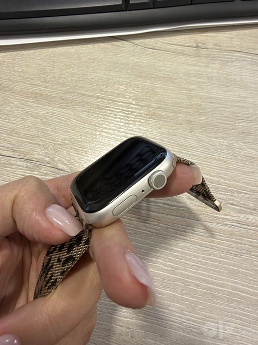 Apple watch series 8/45 mm