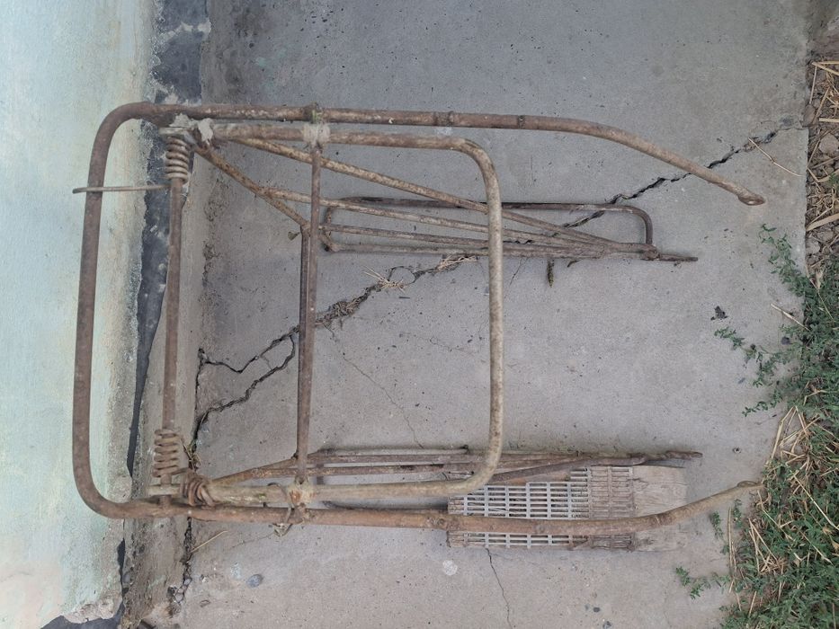 Иж багажник в хорошем состояний