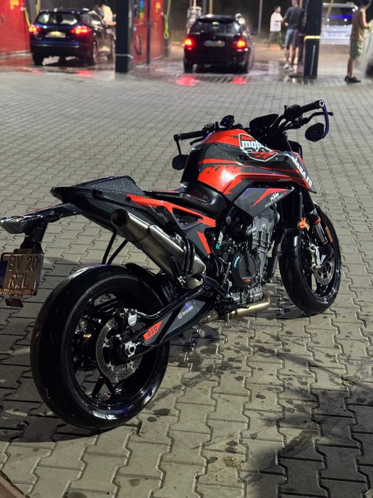 KTM 890 Duke 2021
