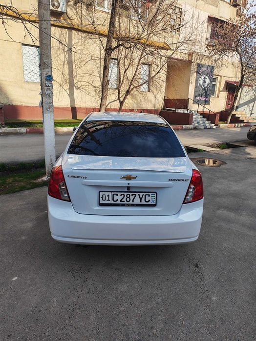 Шевроле Ласетти жентра килинган