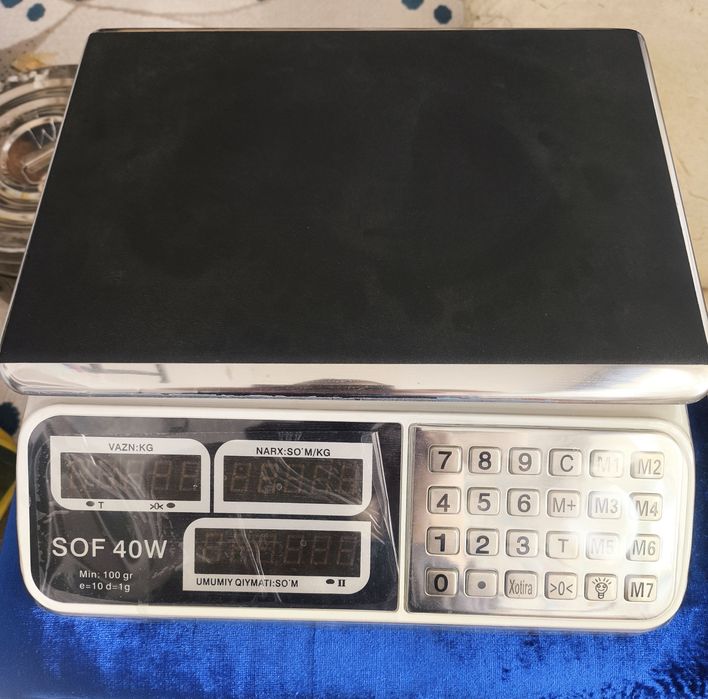 Весы электронный.  Новый