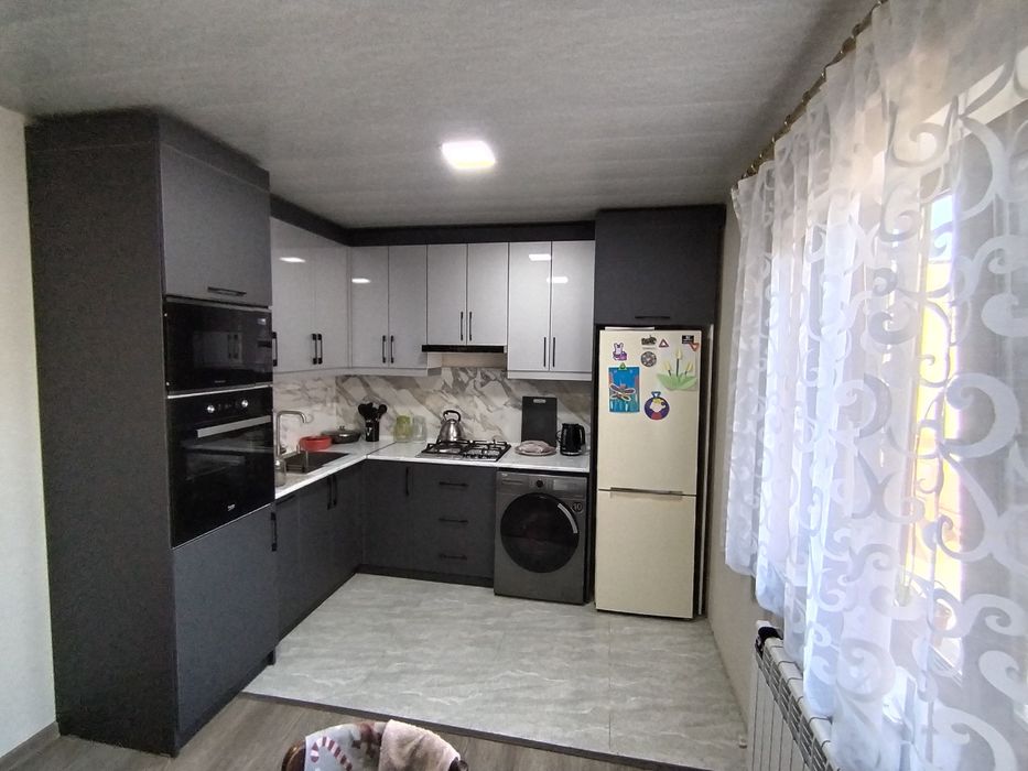 Продаётся дом - 1.8 сотки. Срочно