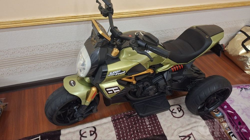 Elektronniy detskiy motosikl