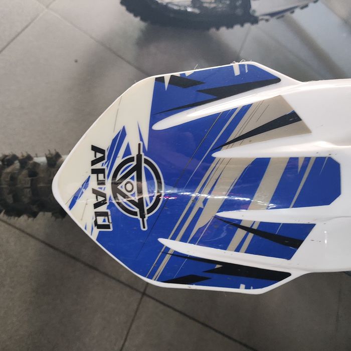 Кроссовые мотоциклы  Ямаха , Кавасаки