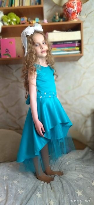 Нарядное платье для девочки