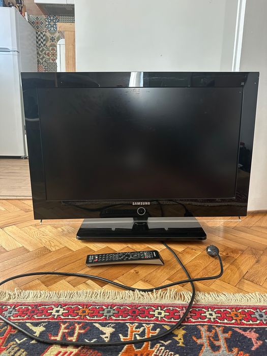 Телевизор SAMSUNG