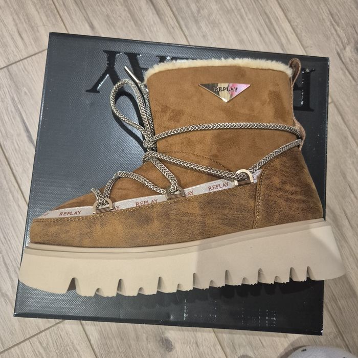 Дамски боти replay