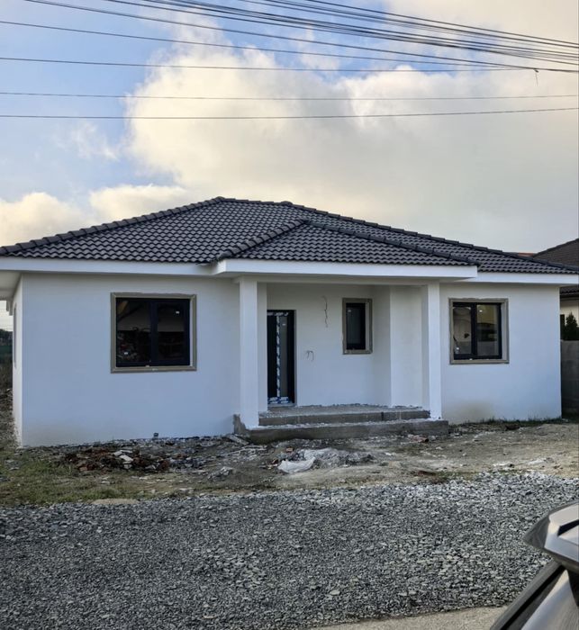 ‼️OCAZIE‼️Casa individuala la cheie/rosu, Obad Timis, teren 700mp