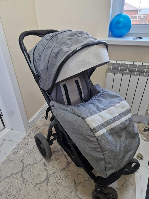 Продам коляску..