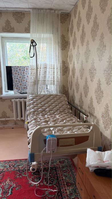 Продам медицинскую кровать
