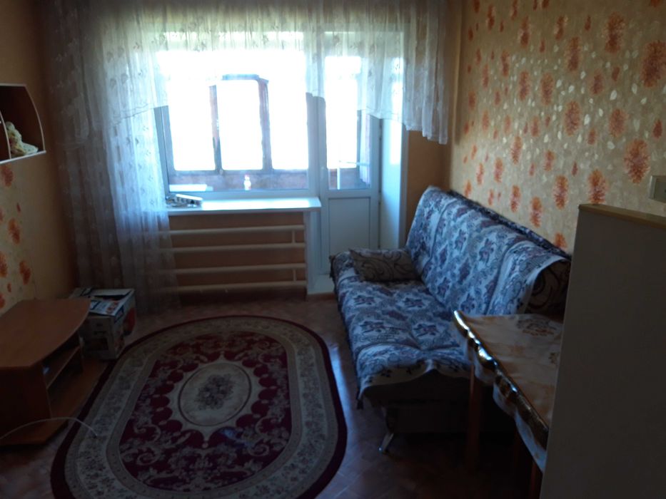 Продам Комнату с балконом в центре Караганды,Лободы 46