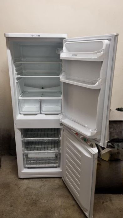 Хладилник Индезит