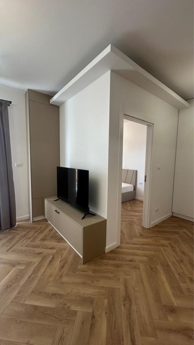 Inchiriez apartament 2 camere