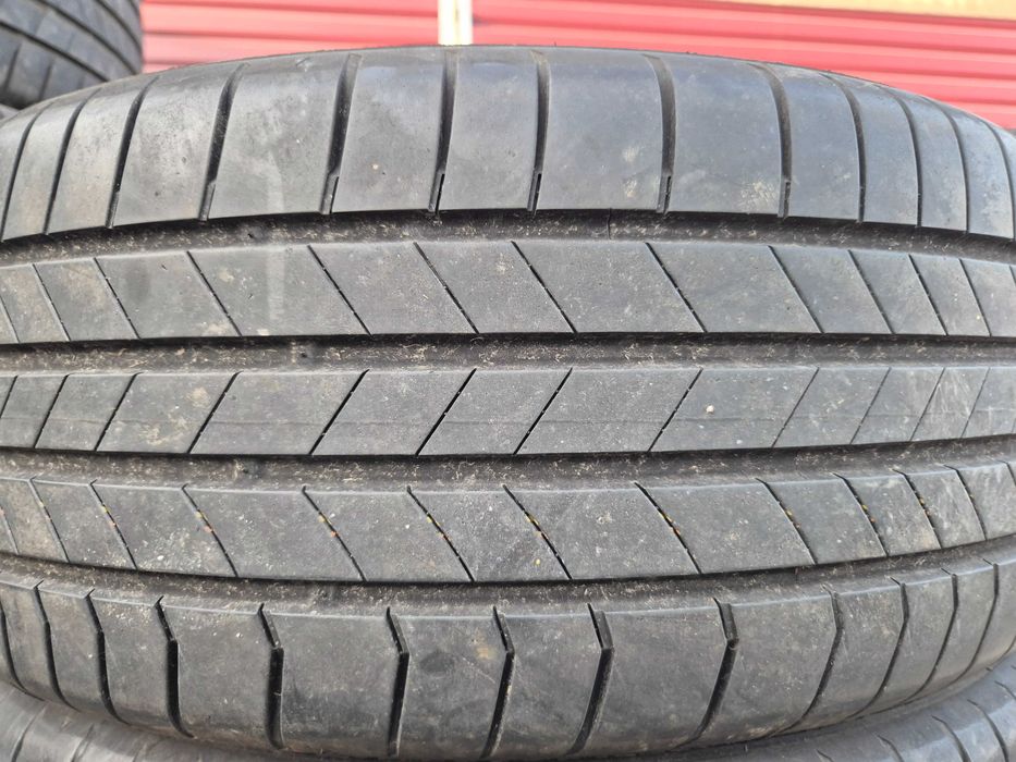 4 Anvelope de VARA - 215/55/18 - KUMHO - CA UNELE NOI - DOT 2024 !