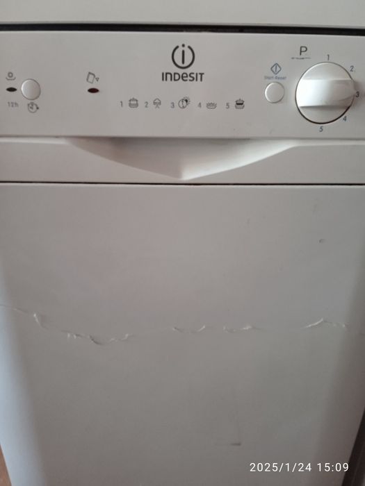 Продам посудомоечную машину Indezit