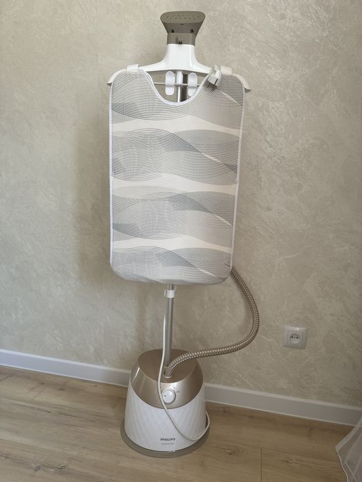 Продам паровой утюг 13000