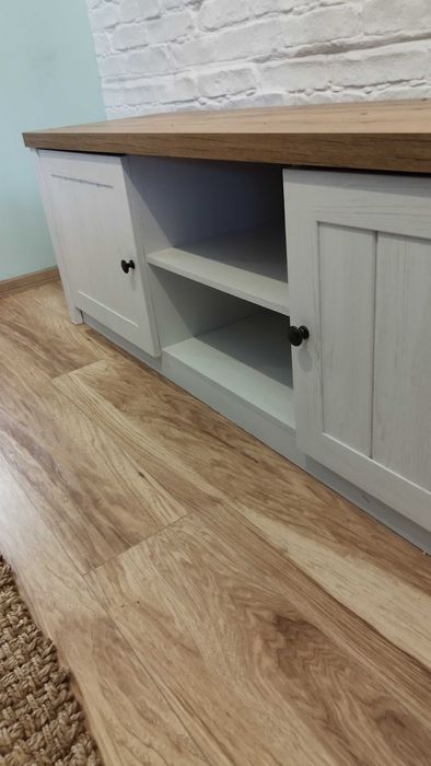 Тв скрин / шкаф MARKSKEL