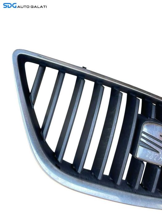 Grila cu Sigla Emblema Seat Ibiza 5 6J 2008 - 2012 Cod 6J0853651 [C4282]