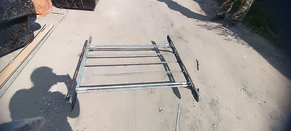 Продам багажник на автомобиль