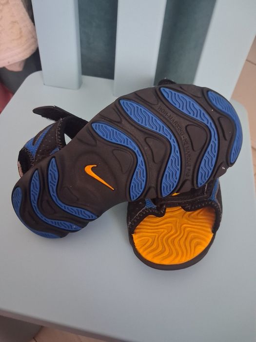 Сандали Nike Jordan, Adidas и маратонки