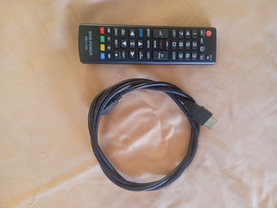 Телевизор LG 120 диагональ