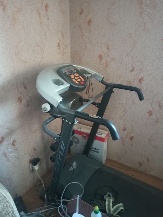 Беговая дорожка полностью рабочая