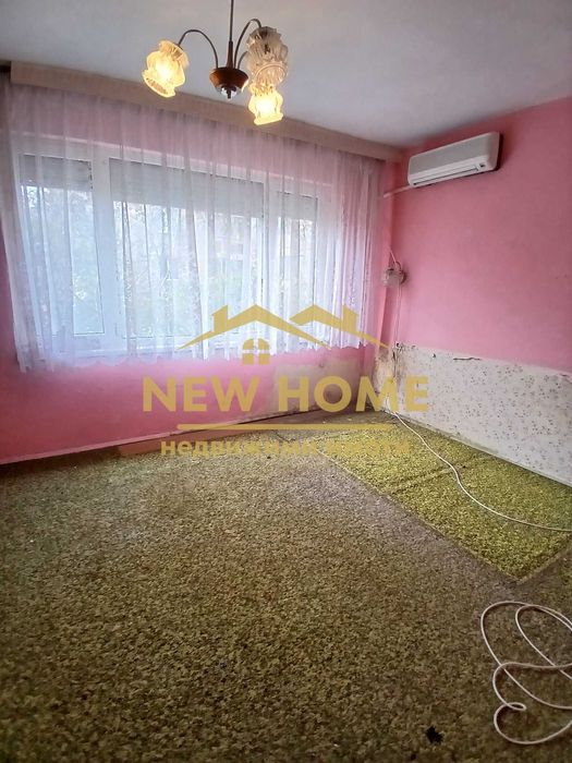 2-ен, тухлен апартамент до Езикова гимназия