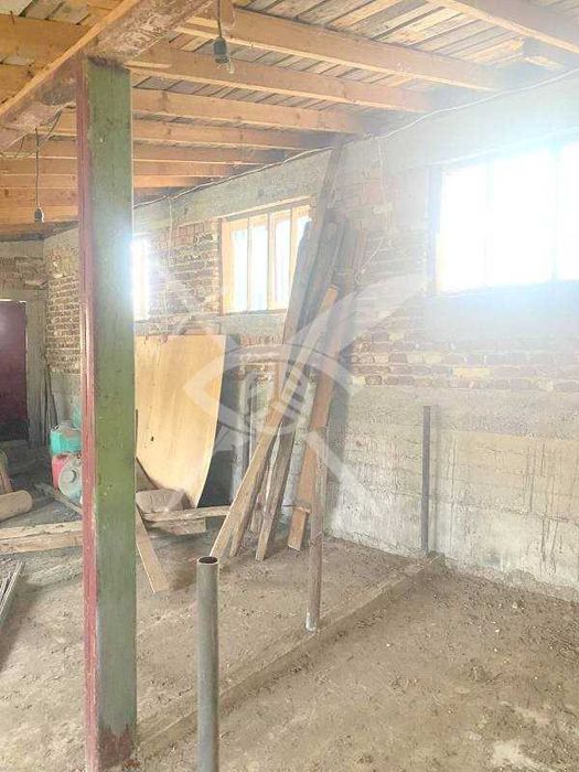 Продава се Промишлена сграда в с. Лясково, Област Бургас - 2100 кв.м за 33 €/кв.м - Снимка #3