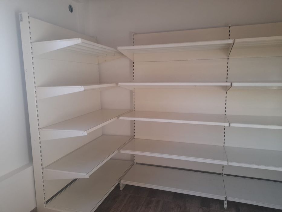 Rafturi metalice profesionale de magazin