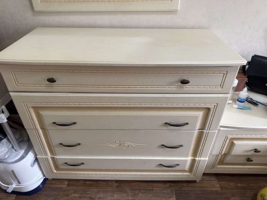 Продам комод в хорошем состоянии